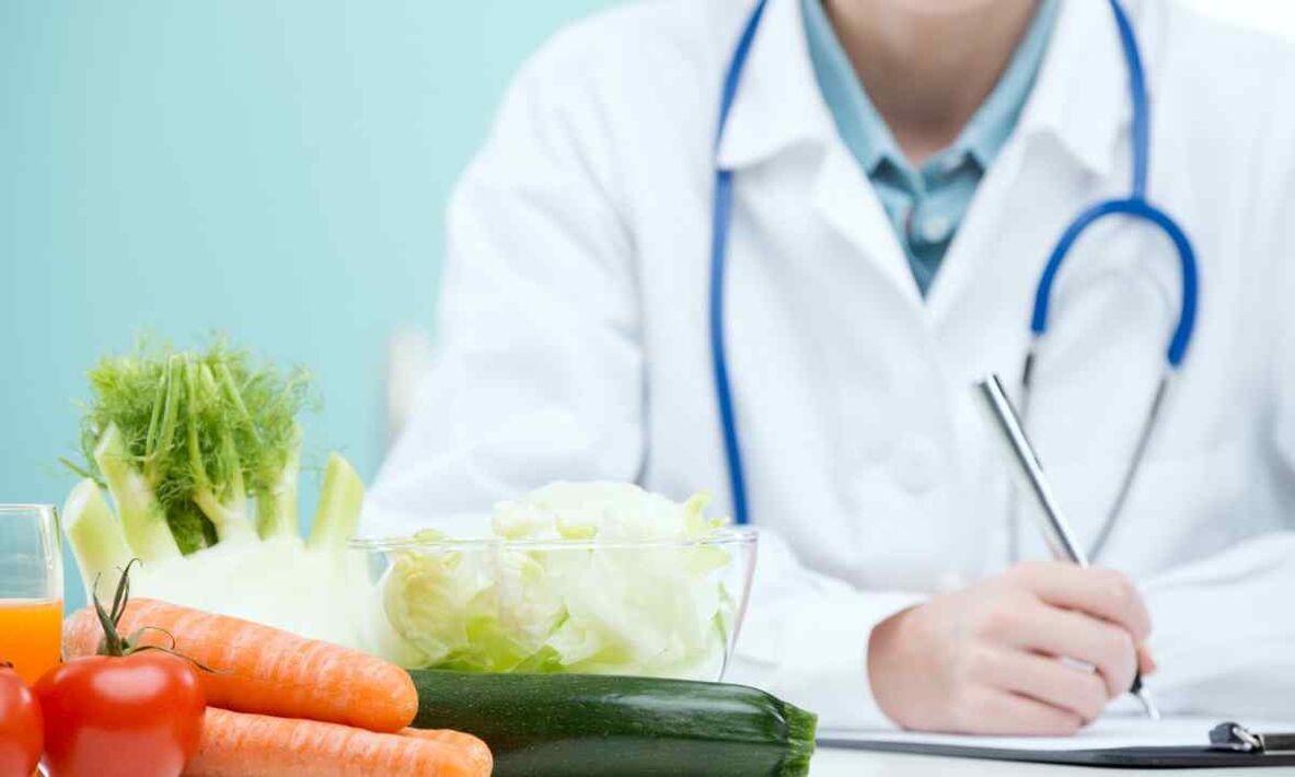 lekarz przepisuje diety na pasożyty