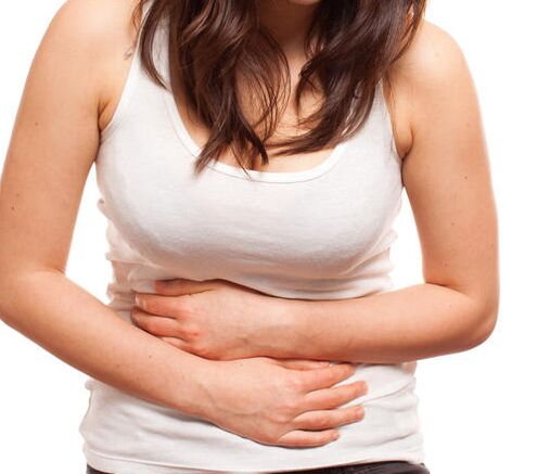 Ból brzucha jest oznaką inwazji robaków pasożytniczych